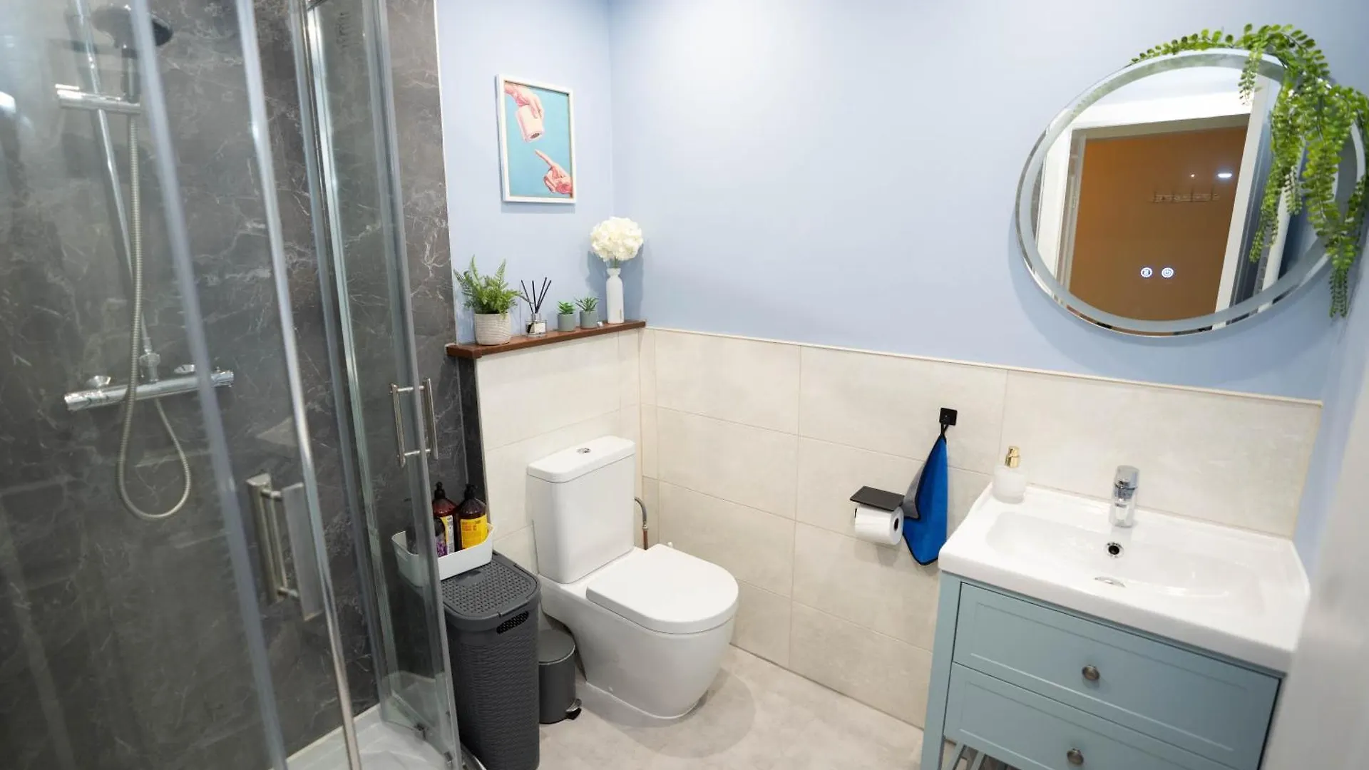 Stylish Apartment In Edinburgh 5 Beds 3 Bedrooms 0*,  Großbritannien