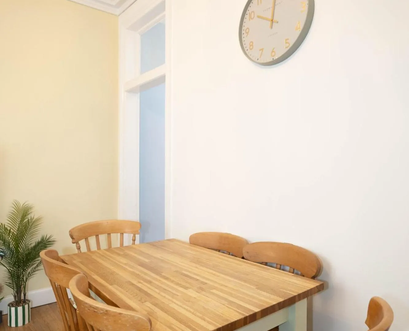Stylish Apartment In Edinburgh 5 Beds 3 Bedrooms Großbritannien